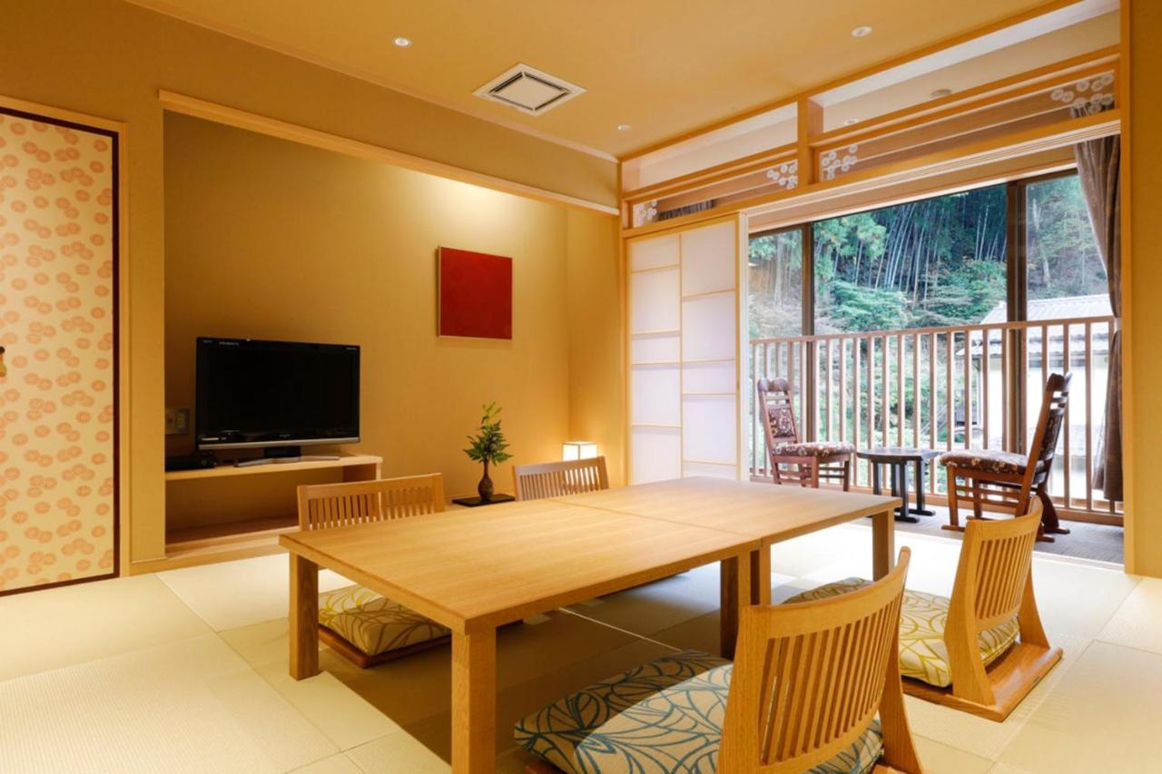 Yuraku Kinosaki Spa & Gardens Тоёока Экстерьер фото